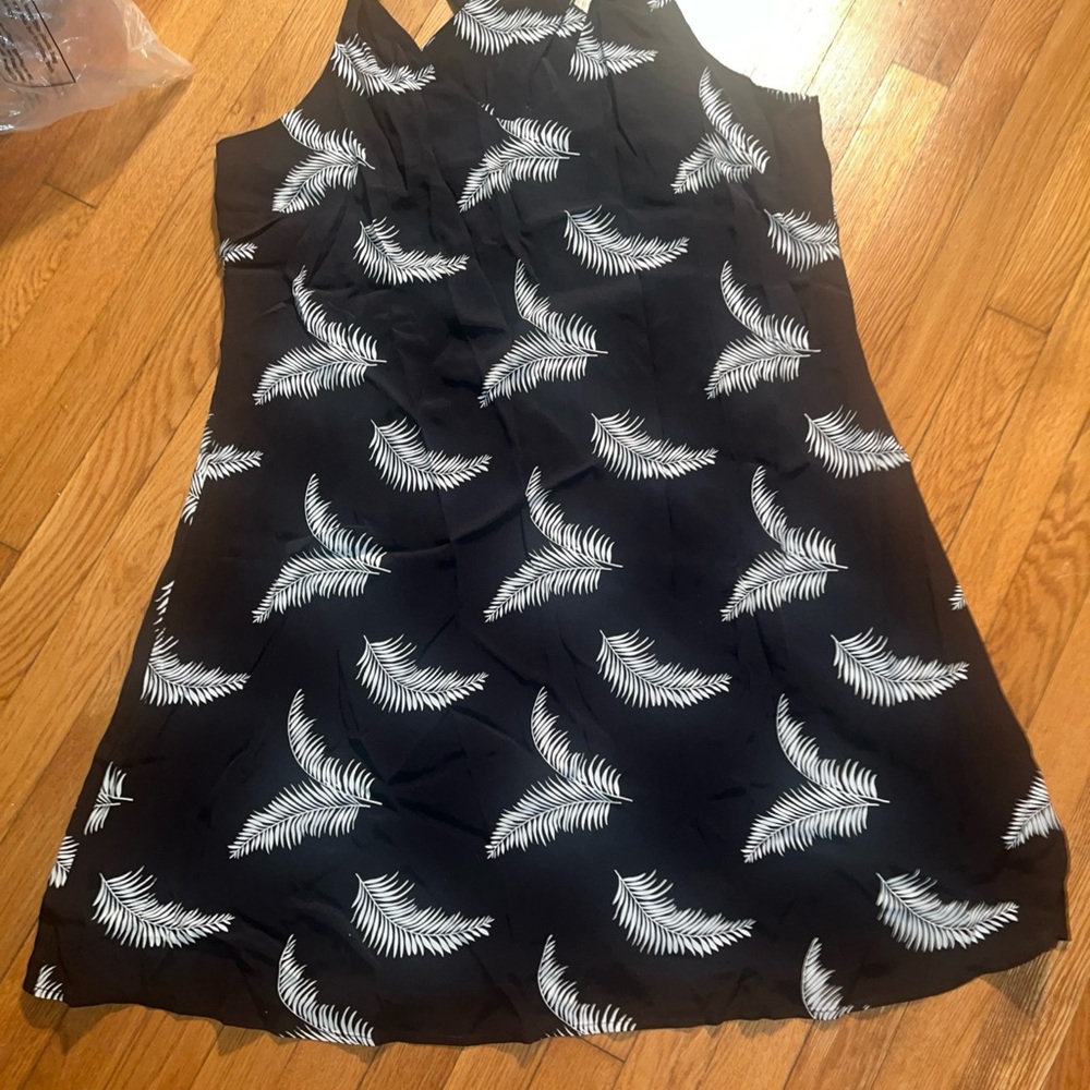 LOFT XXL Black Dress with White Fern Print NWT